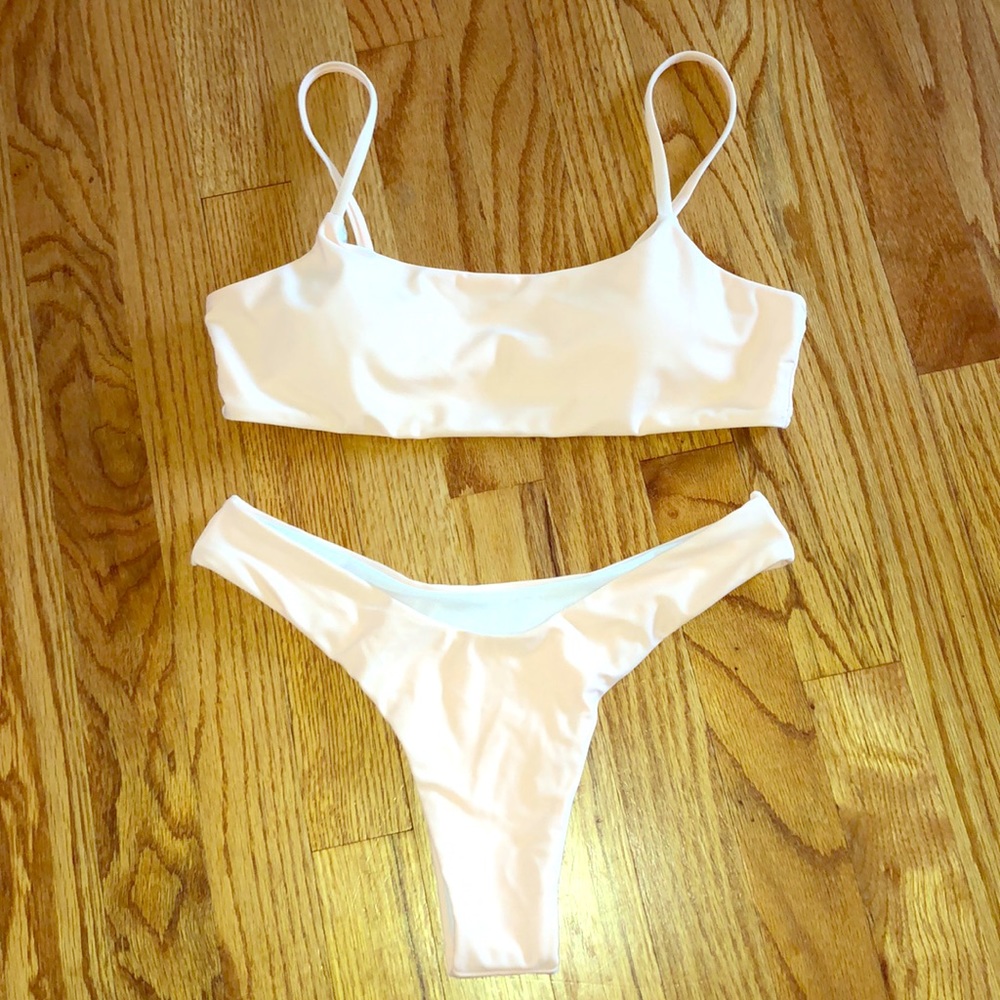 NEW light pink thong two piece swimsuit! 👙